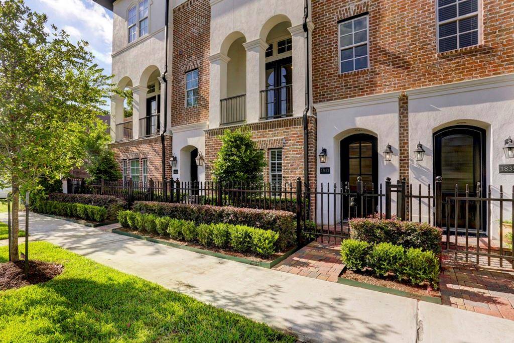 Houston, TX 77007,1831 Edwards ST
