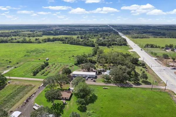 Needville, TX 77461,15511 Highway 36