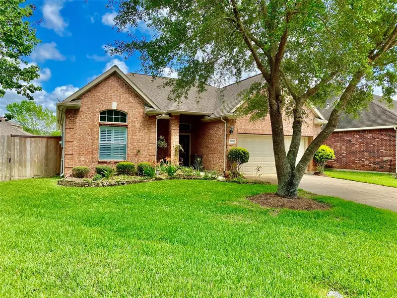 2303 Tuscany CT, Pearland, TX 77581