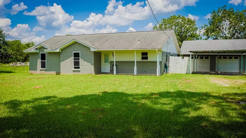 688 County Road 6681, Dayton, TX 77535