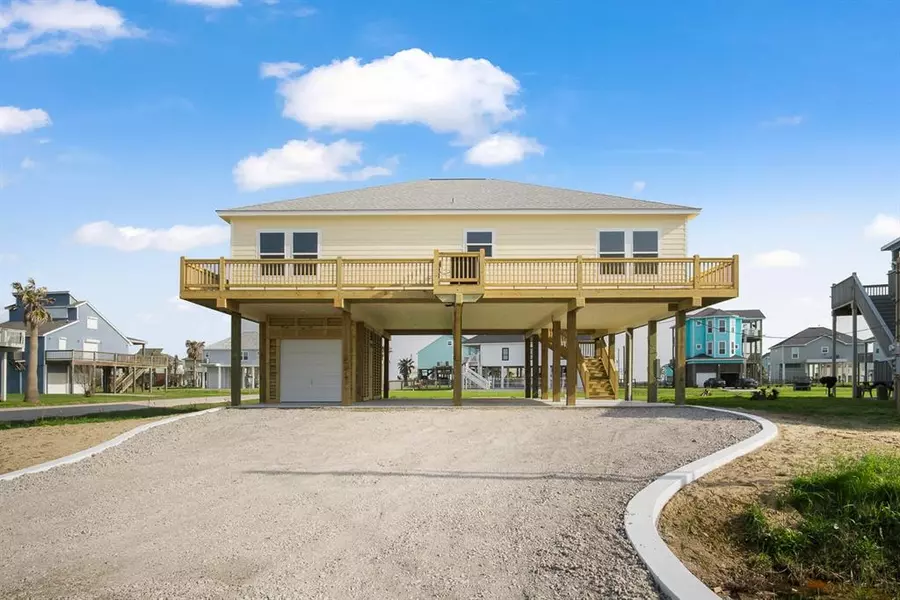 3398 Beachcomber, Crystal Beach, TX 77650