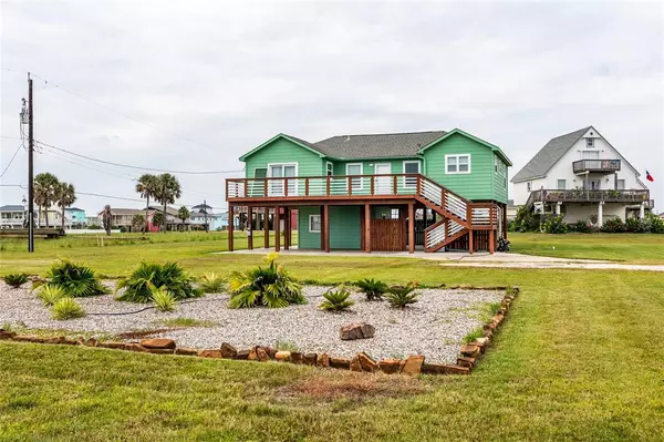 4126 3rd ST, Galveston, TX 77554