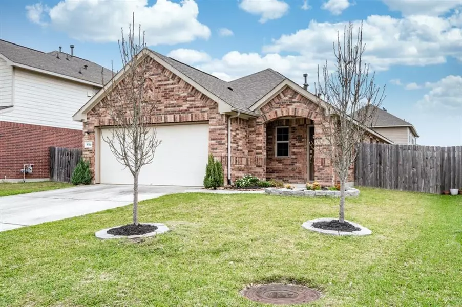 8314 Broadleaf AVE, Baytown, TX 77521