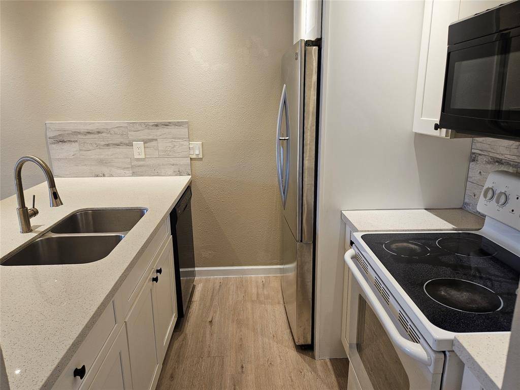 Houston, TX 77054,8419 Hearth DR #24