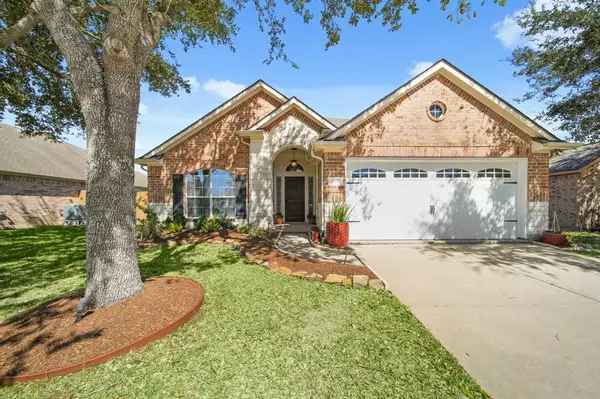 4605 Cedar Hill DR, Pearland, TX 77584