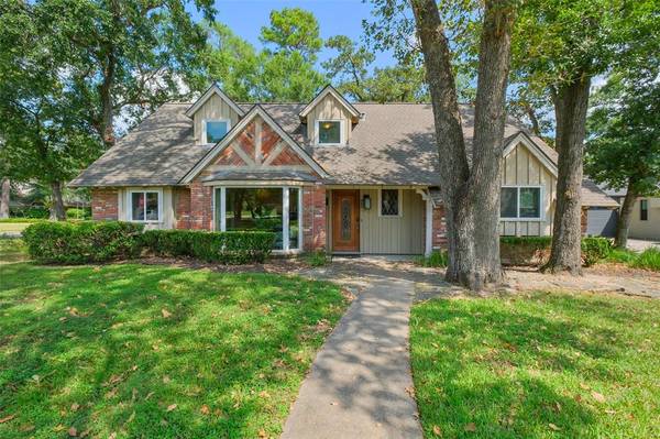 842 Saint Francis LN,  Houston,  TX 77079