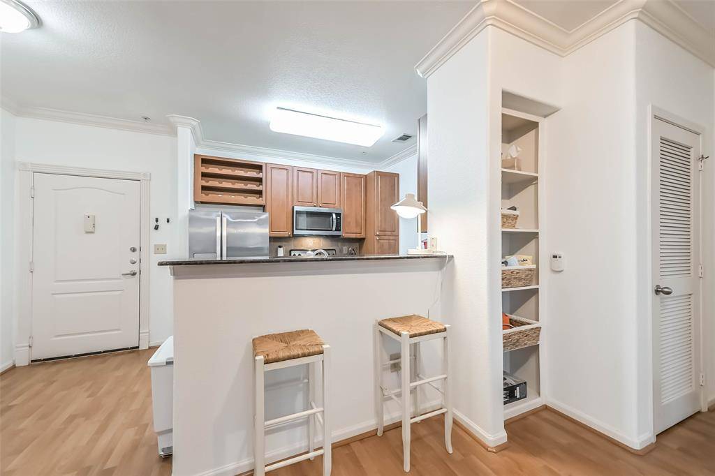 1711 Old Spanish TRL #427, Houston, TX 77054