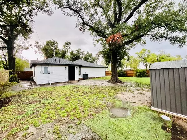 Houston, TX 77026,5906 Hilary ST