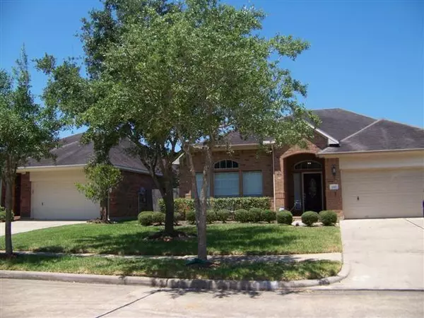 1110 Foxland Chase ST, Sugar Land, TX 77479