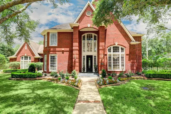 4202 Saint Michael's CT, Sugar Land, TX 77479