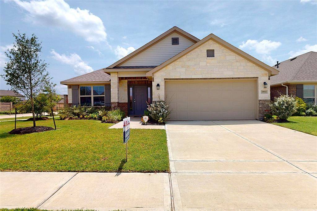 19934 Sienna Green DR, Hockley, TX 77447