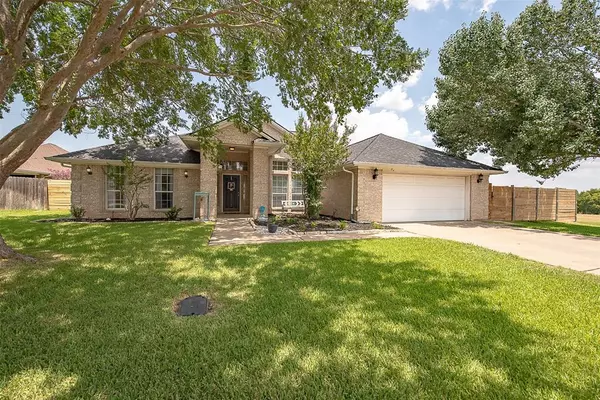 115 Ruby St, Caldwell, TX 77836