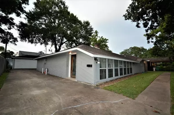 Houston, TX 77055,9314 Pecos ST