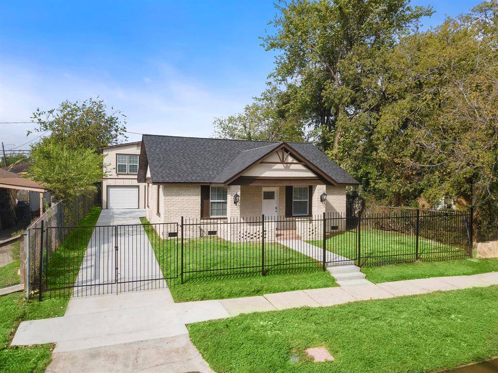 2516 Cumberland ST, Houston, TX 77023