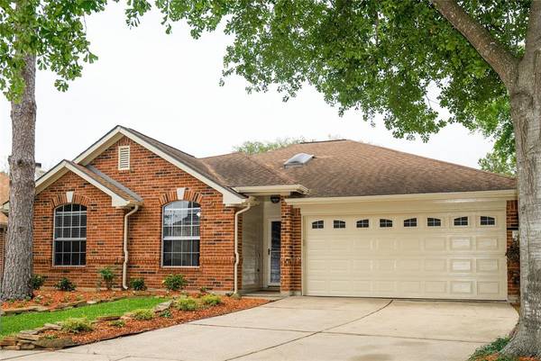 4943 Linden PL, Pearland, TX 77584