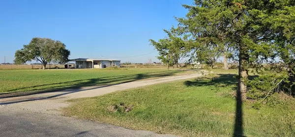 El Campo, TX 77437,1870 County Road 451