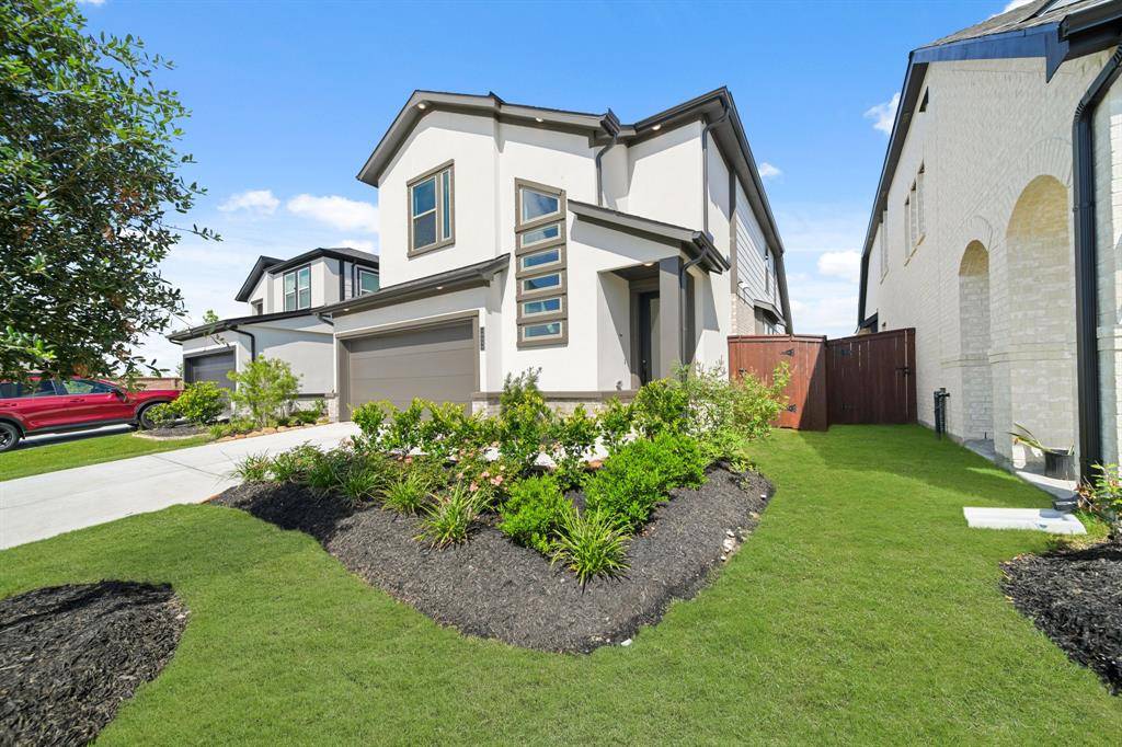10230 Van Gogh CT, Iowa Colony, TX 77583