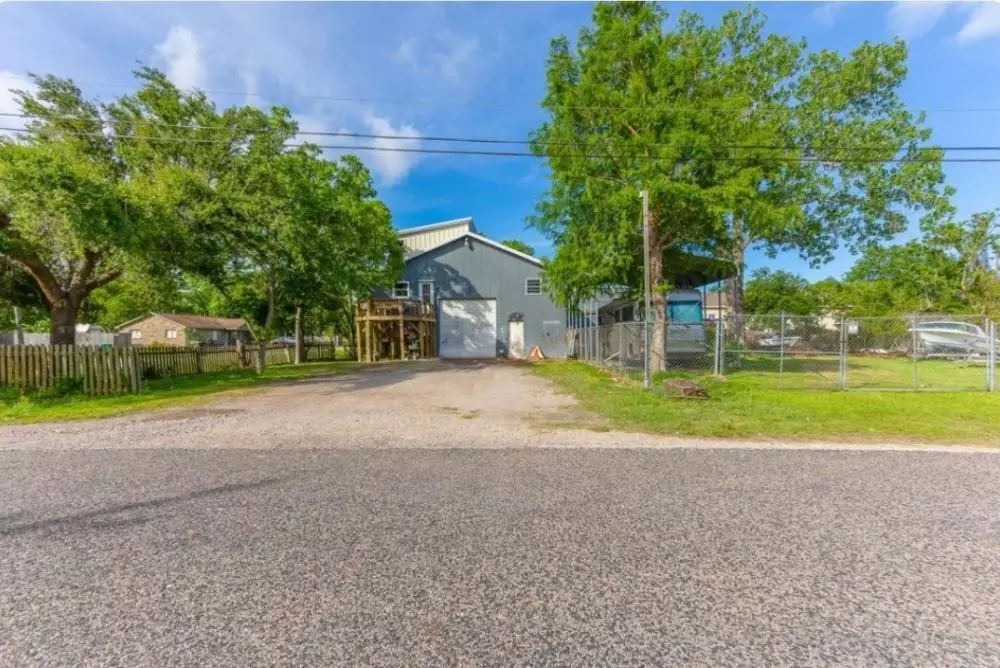 Bacliff, TX 77518,1901 Avenue D