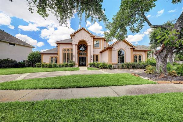 17 Baileys Place CT, Sugar Land, TX 77479