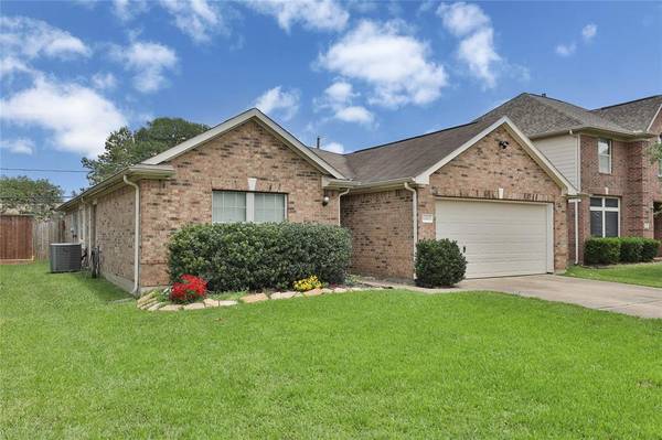 La Porte, TX 77571,10431 Tree Hollow CIR