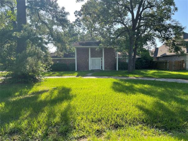 25383 Winding Way, Hockley, TX 77447