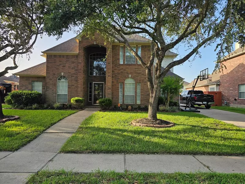 9407 Sundance DR, Pearland, TX 77584