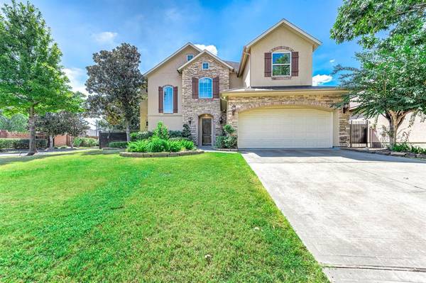 11203 Royal Chateau LN, Houston, TX 77082