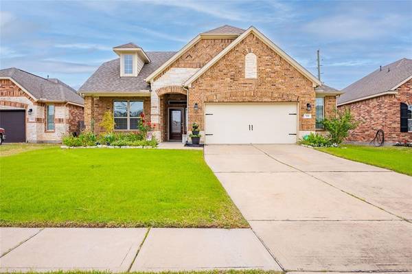 318 Lockridge Hill LN, Rosenberg, TX 77469