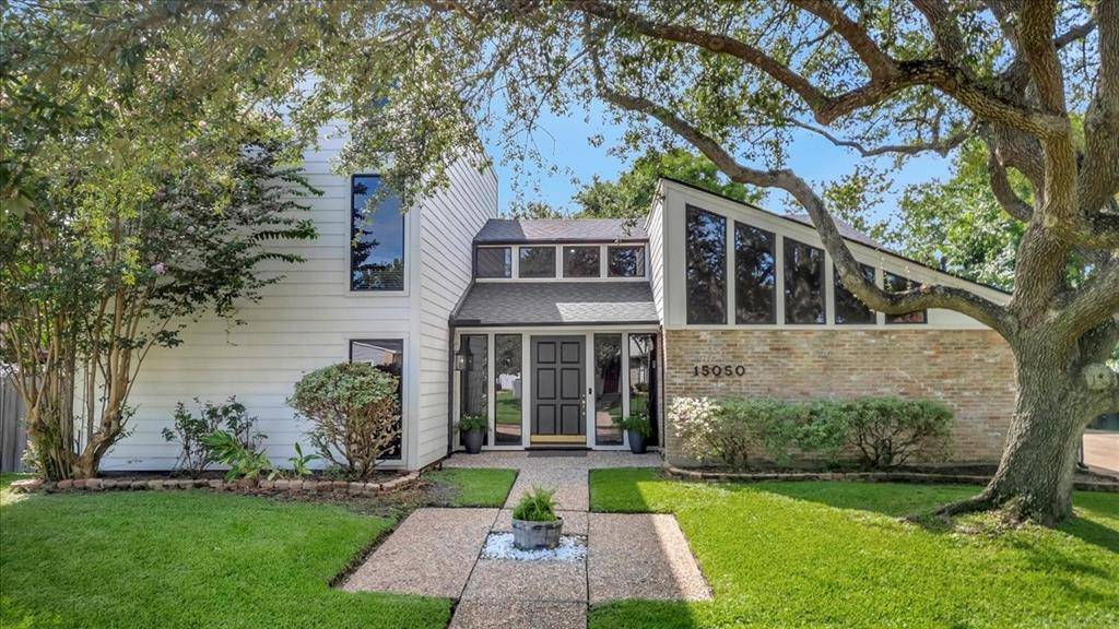 15050 Pearhaven DR, Houston, TX 77062