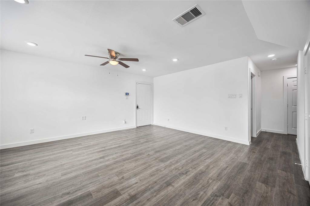 Houston, TX 77028,7811 Laura Koppe RD #B