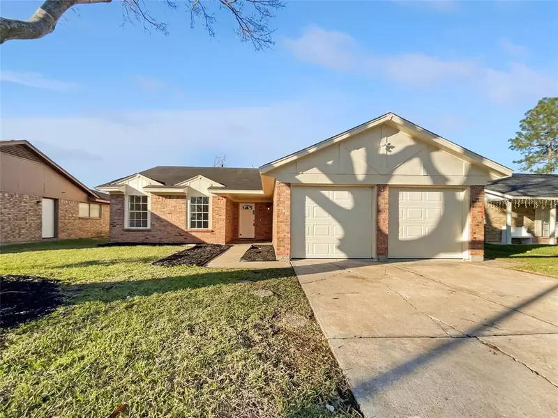 1215 Parry Sound, Pasadena, TX 77504