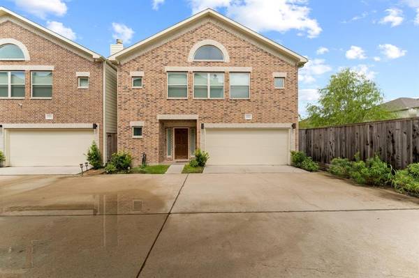 11502 Main Cedar DR, Houston, TX 77025