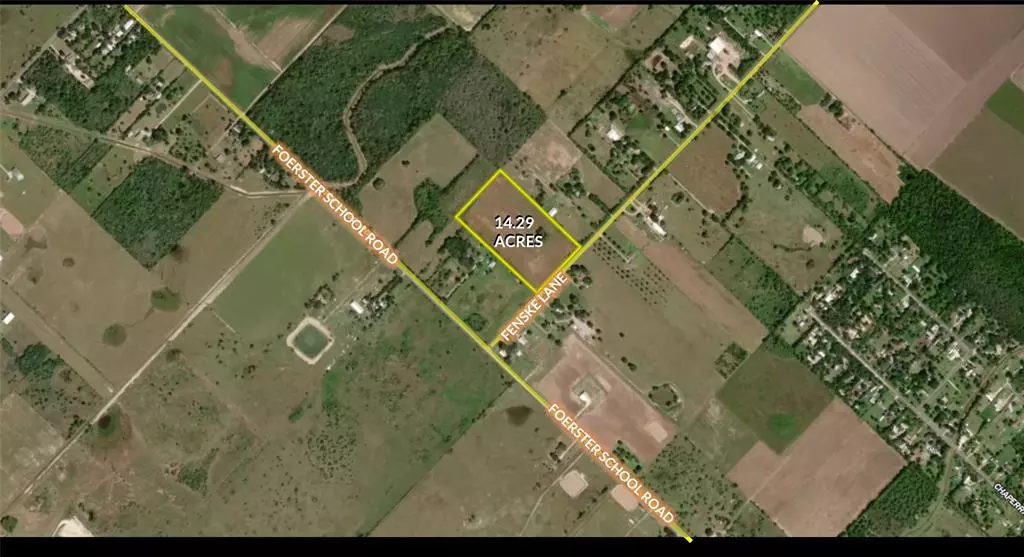 na Fenske LN, Needville, TX 77461