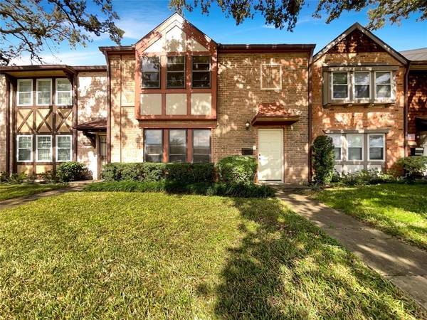 10540 Hammerly BLVD #335,  Houston,  TX 77043