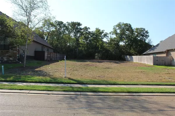 3208 Walnut Creek CT, Bryan, TX 77807