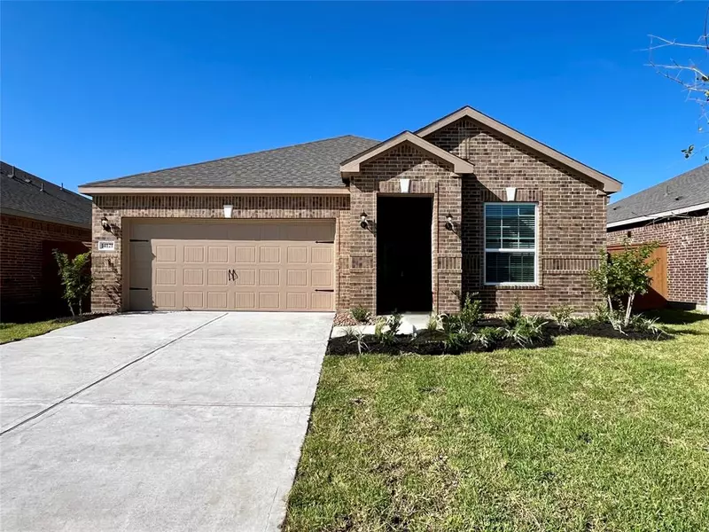 14121 Freeboard DR, Texas City, TX 77510