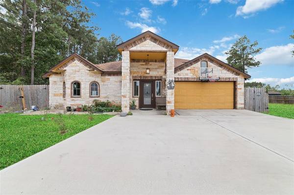 270 County Road 3545, Cleveland, TX 77327