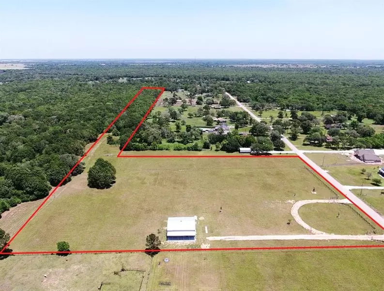 3940 County Road 580, West Columbia, TX 77486