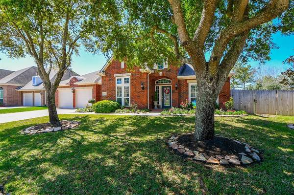 2502 Orchid Creek DR,  Pearland,  TX 77584