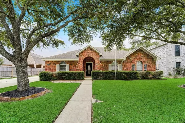 331 Primrose LN, League City, TX 77573