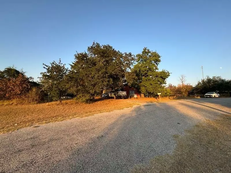 11422 Lakeview CIR, Brenham, TX 77833