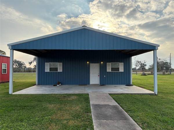 5939 Fm 1459 RD, Sweeny, TX 77480