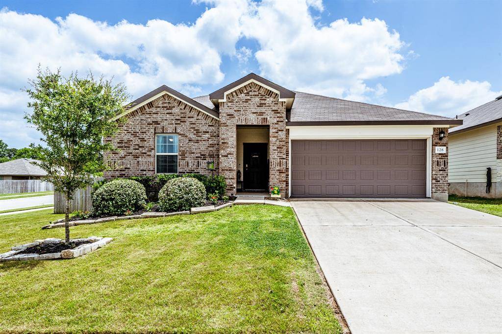 128 Barton Creek DR, Huntsville, TX 77340
