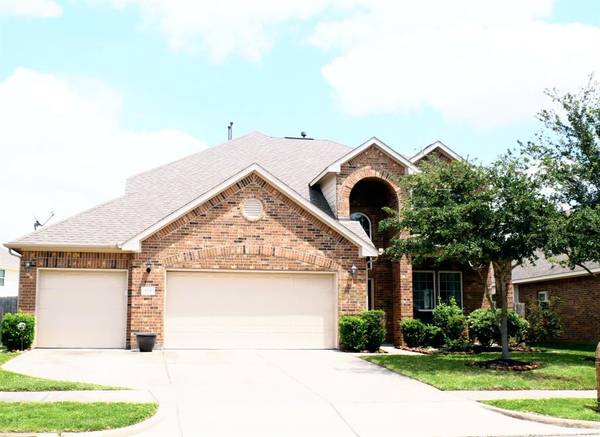 123 Persimmon DR, Baytown, TX 77520