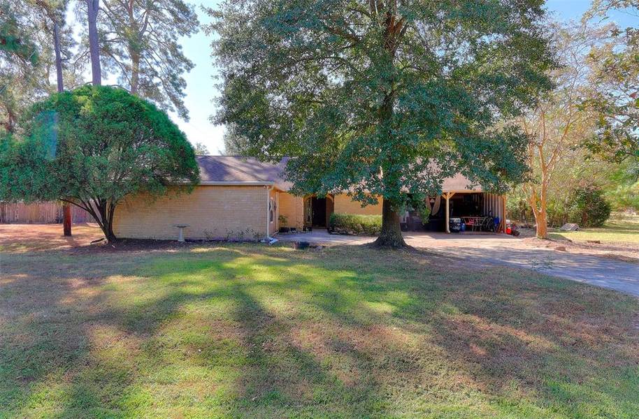 511 Kelly RD, Magnolia, TX 77354