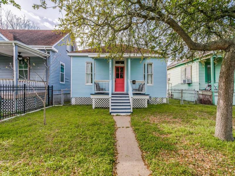 4015 Avenue O, Galveston, TX 77550