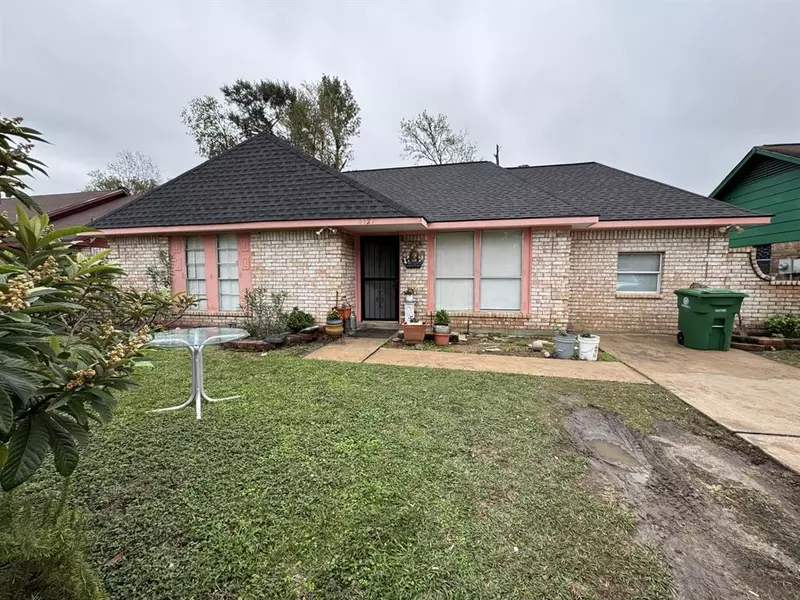 4527 Oak Shadows DR, Houston, TX 77091