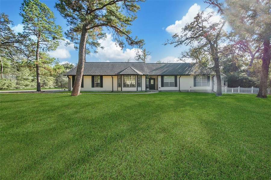 4072 Highway 105 E, Navasota, TX 77868