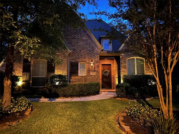 127 Stonehedge PL, Montgomery, TX 77316