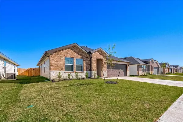 Rosharon, TX 77583,8711 Shumard Oak Dr